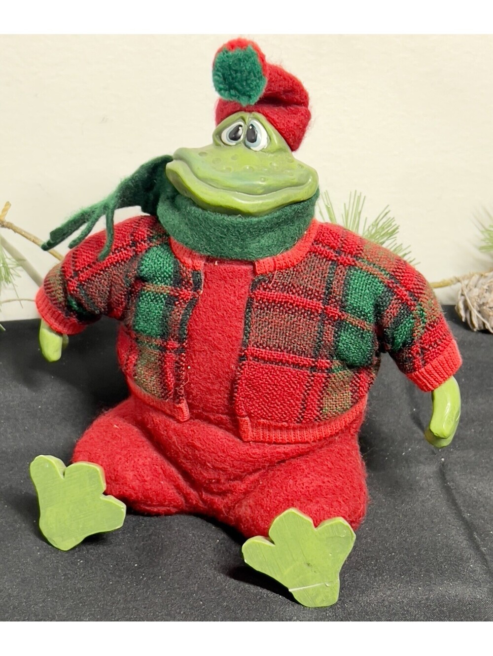 Vintage Russ Berrie Christmas Frog Kathleen Kelly Critter Factory